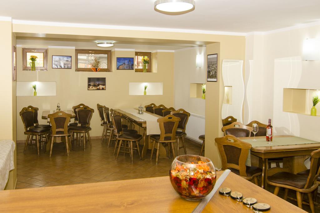 Pension Alexia Сибиу Экстерьер фото