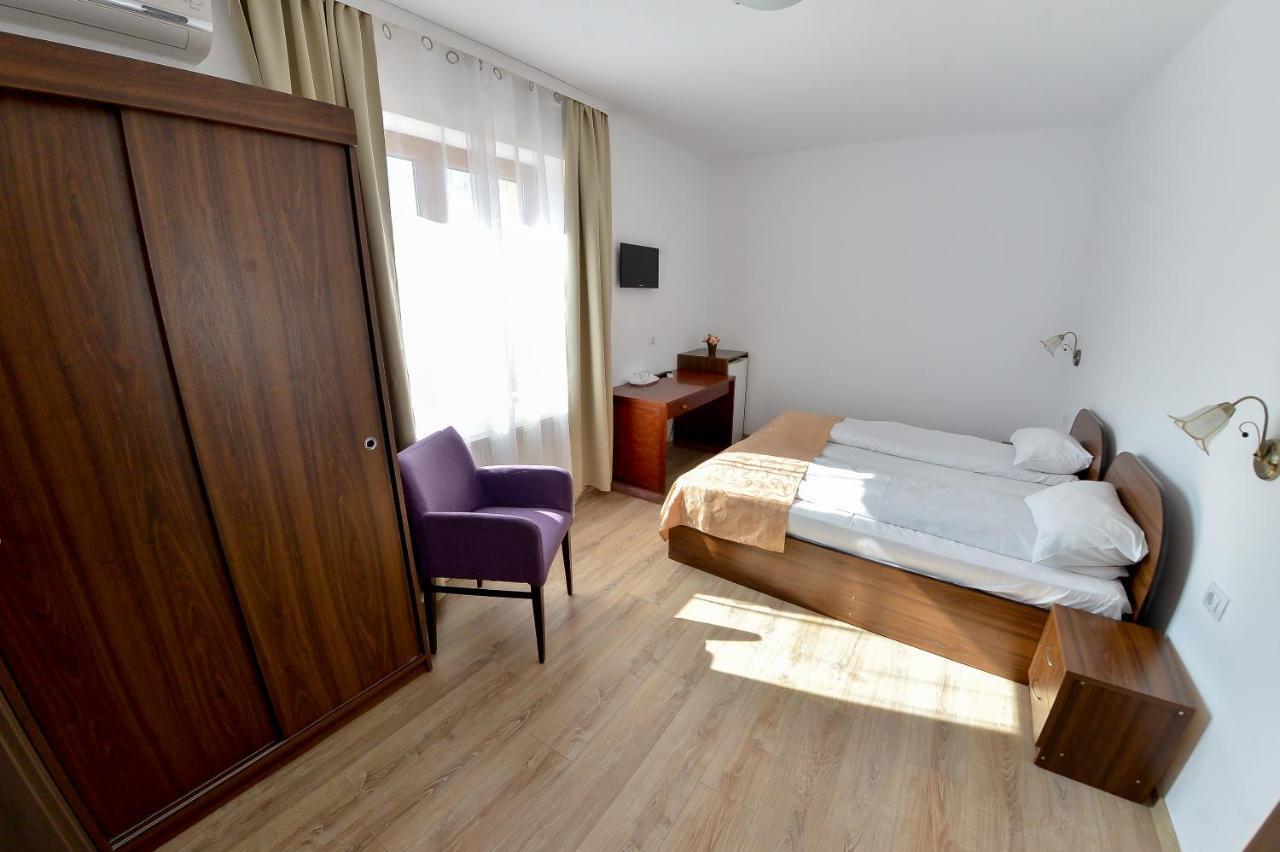 Pension Alexia Сибиу Экстерьер фото